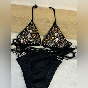 New Victoria’s Secret bikini set